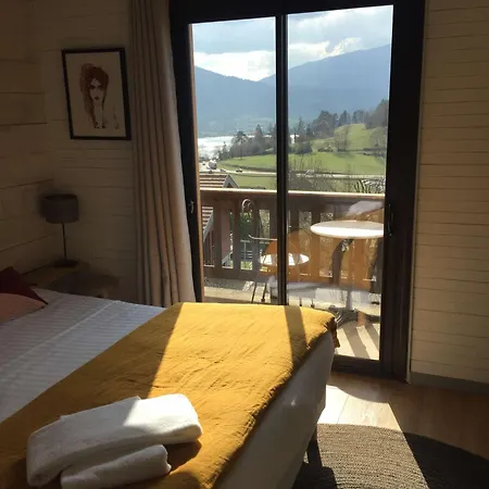 Le Des Voiles Bed & Breakfast Talloires