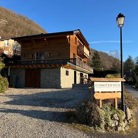 Le Des Voiles Bed & Breakfast *